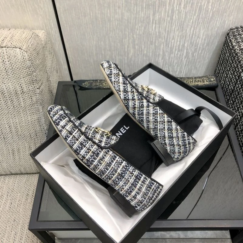 Chanel Low Shoes Seasonal 20325
