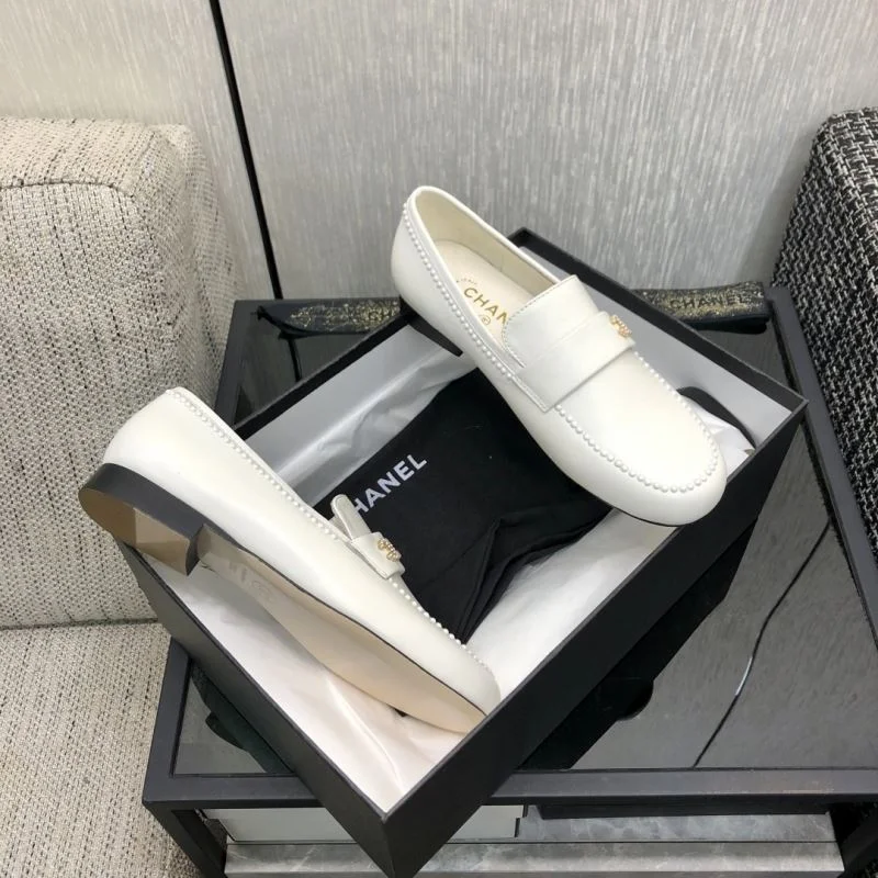 Chanel Low Shoes TimelessDesign 20249