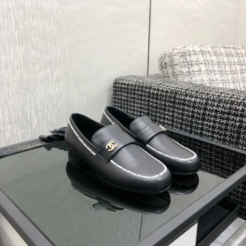 Stylish Chanel Low Shoes 20288