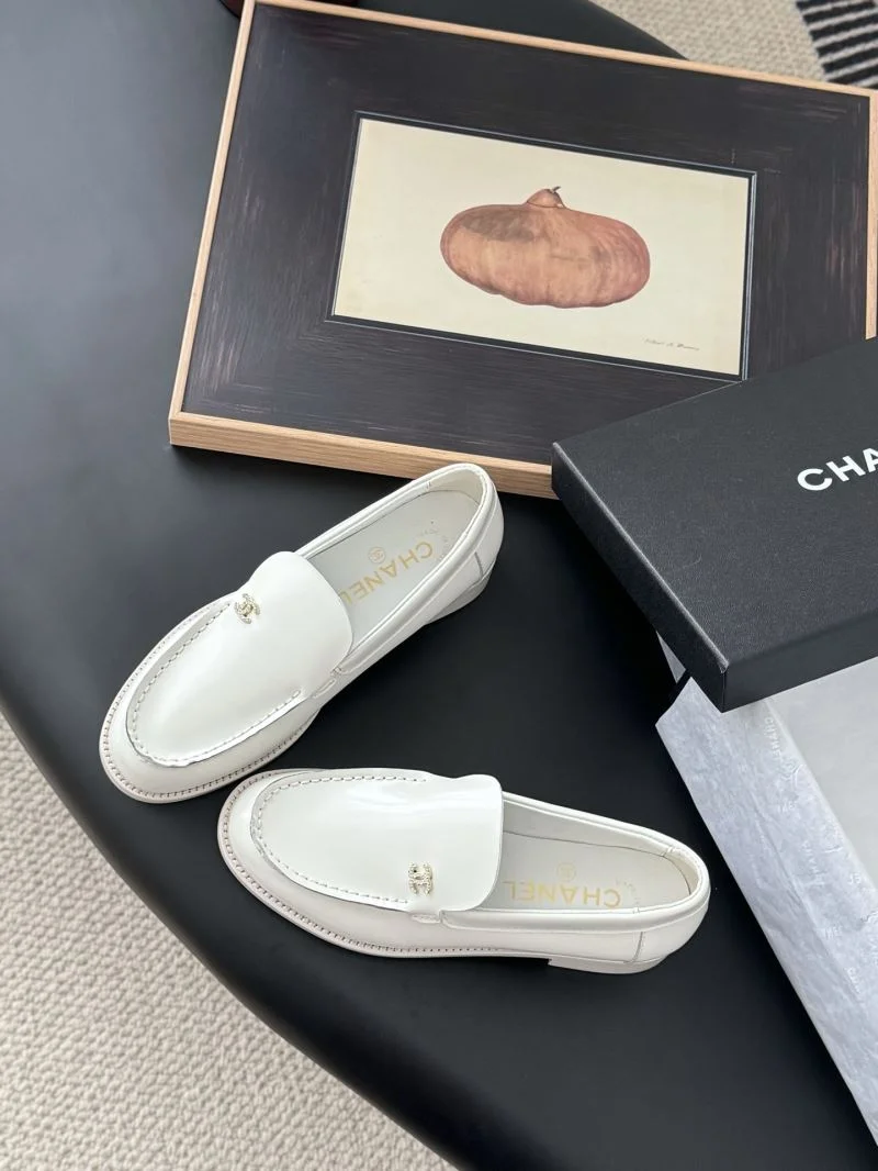 Lightweight Chanel Low Shoes 20250
