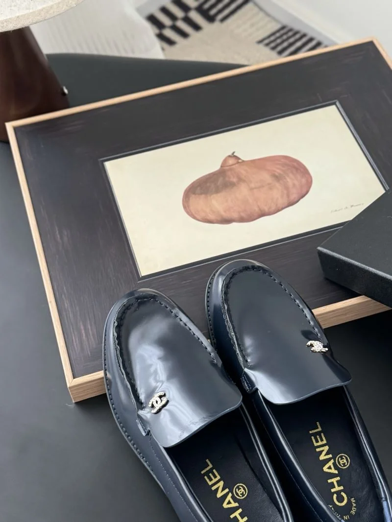 Chic Chanel Low Shoes 20243
