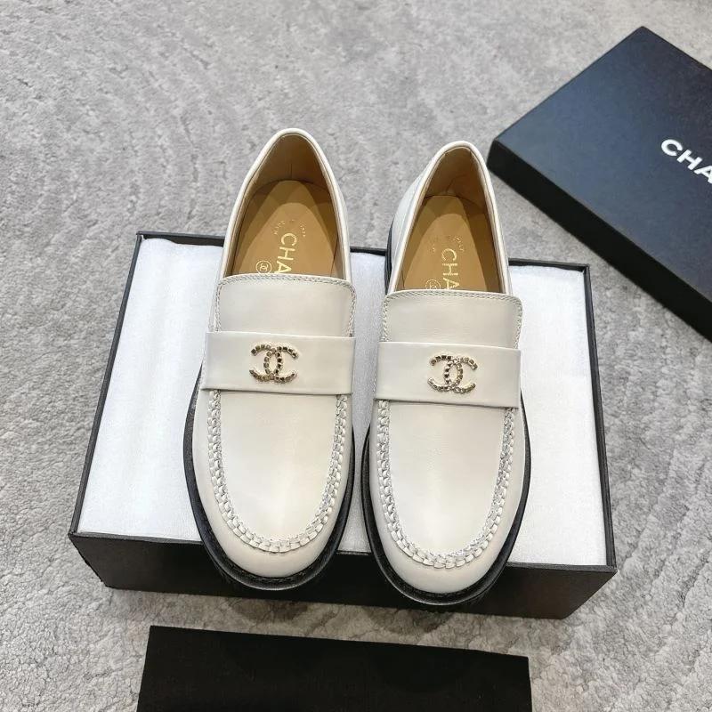 Supportive Chanel Low Shoes 20295