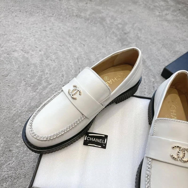 Supportive Chanel Low Shoes 20295