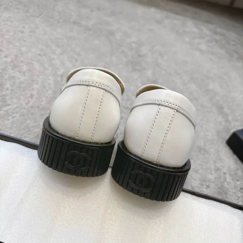 Supportive Chanel Low Shoes 20295