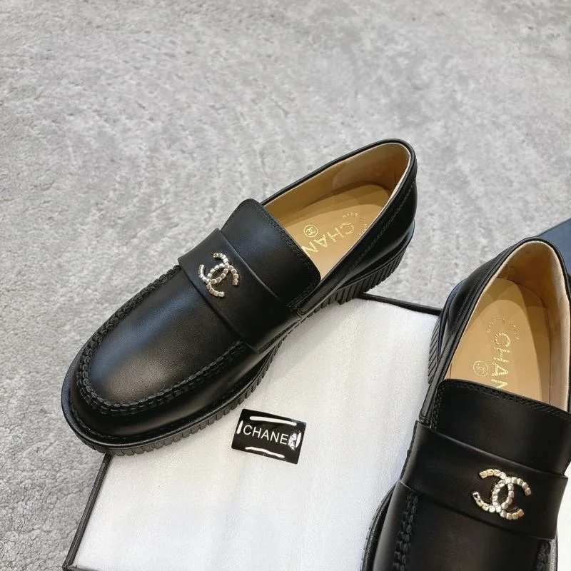 TopPick Chanel Low Shoes 20240