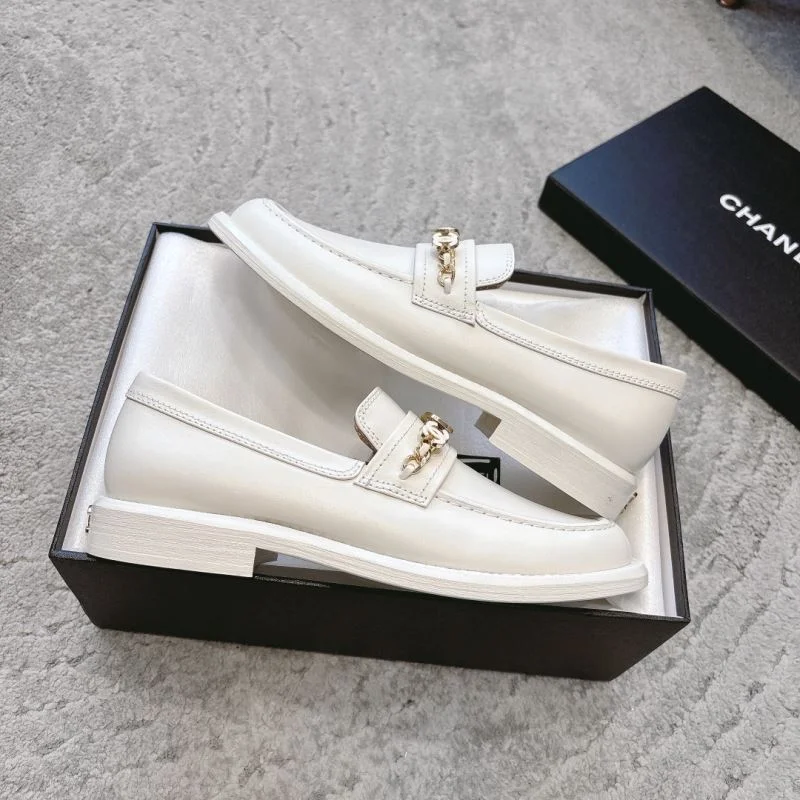 EyeCatching Chanel Low Shoes 20228