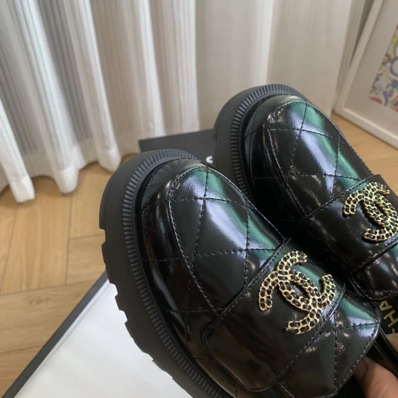 Chanel Low Shoes FastDry 19284