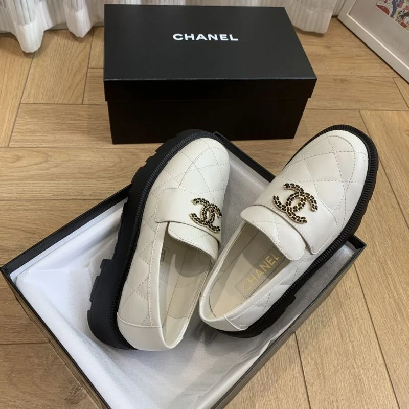 Chanel Low Shoes ModernLook 19285