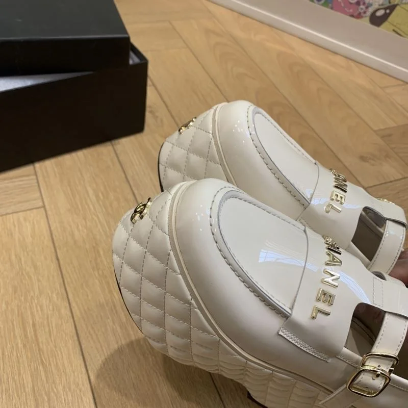 OdorResistant Chanel Low Shoes 19292