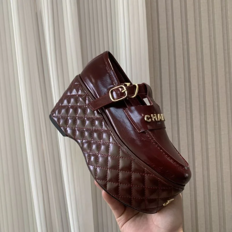 Sporty Chanel Low Shoes 19291