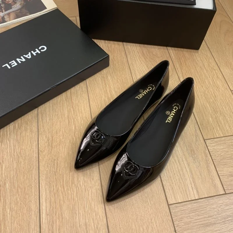 Chanel Low Shoes OdorResistant 19276