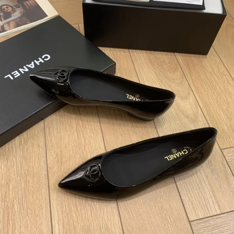 Chanel Low Shoes OdorResistant 19276