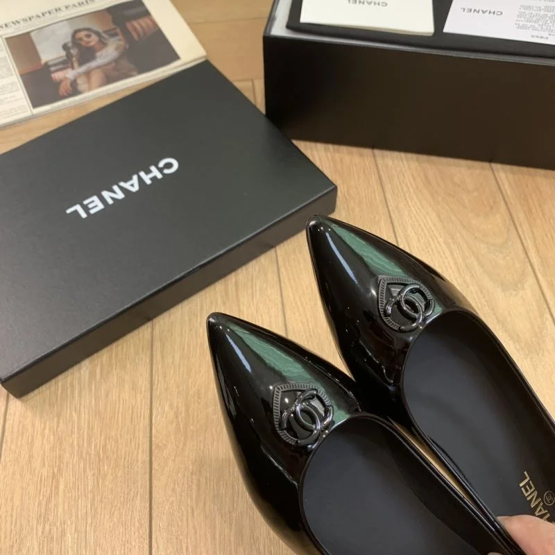 Chanel Low Shoes OdorResistant 19276