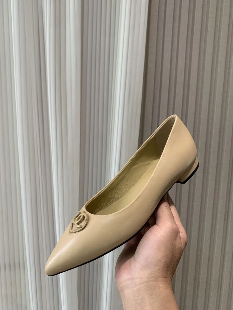 Seasonal Chanel Low Shoes 19274