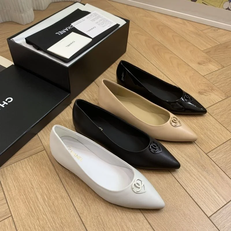Original Chanel Low Shoes 19270