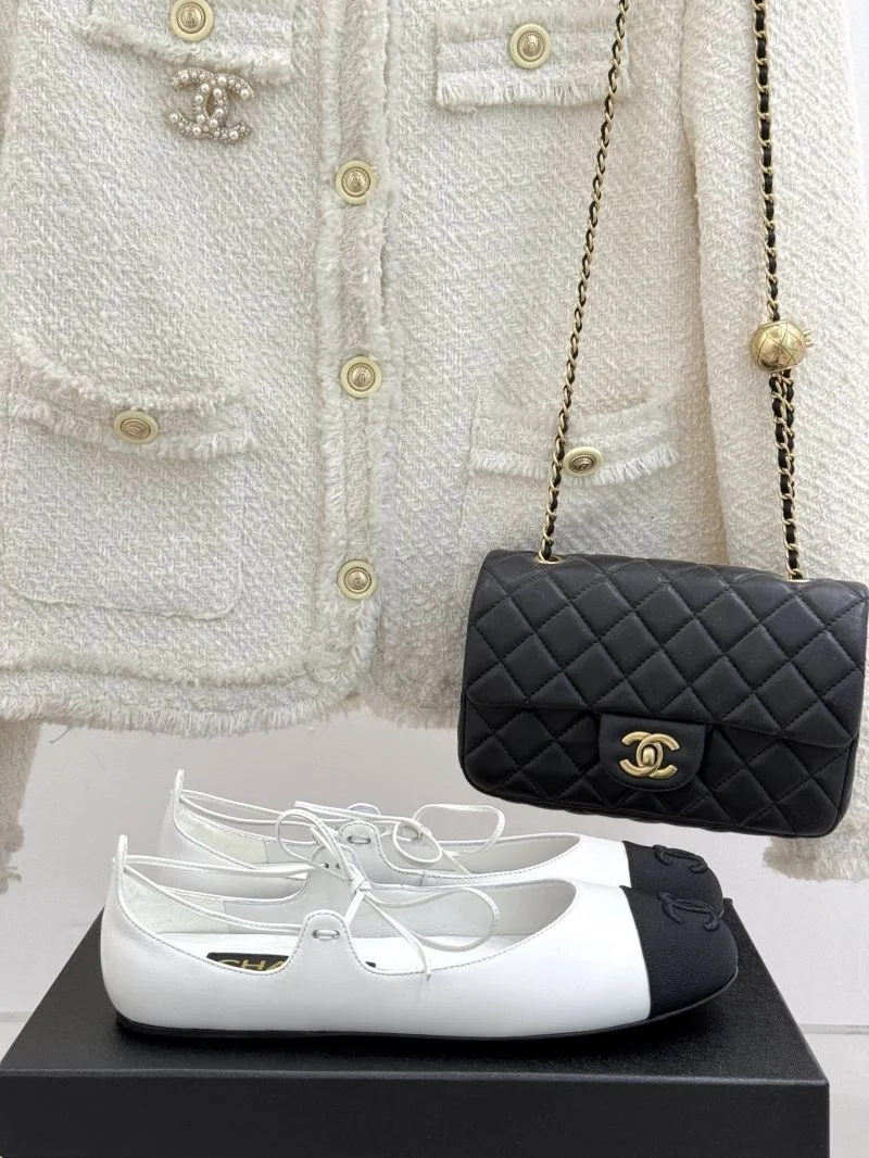 Stretchable Chanel Low Shoes 19269
