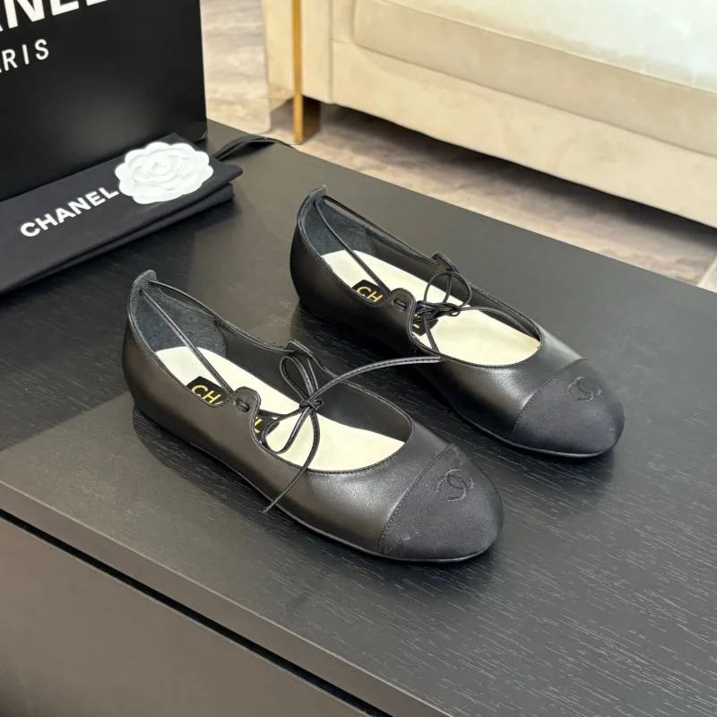 Comfortable Chanel Low Shoes 19265
