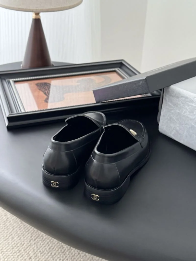 ZipUp Chanel Low Shoes 19259