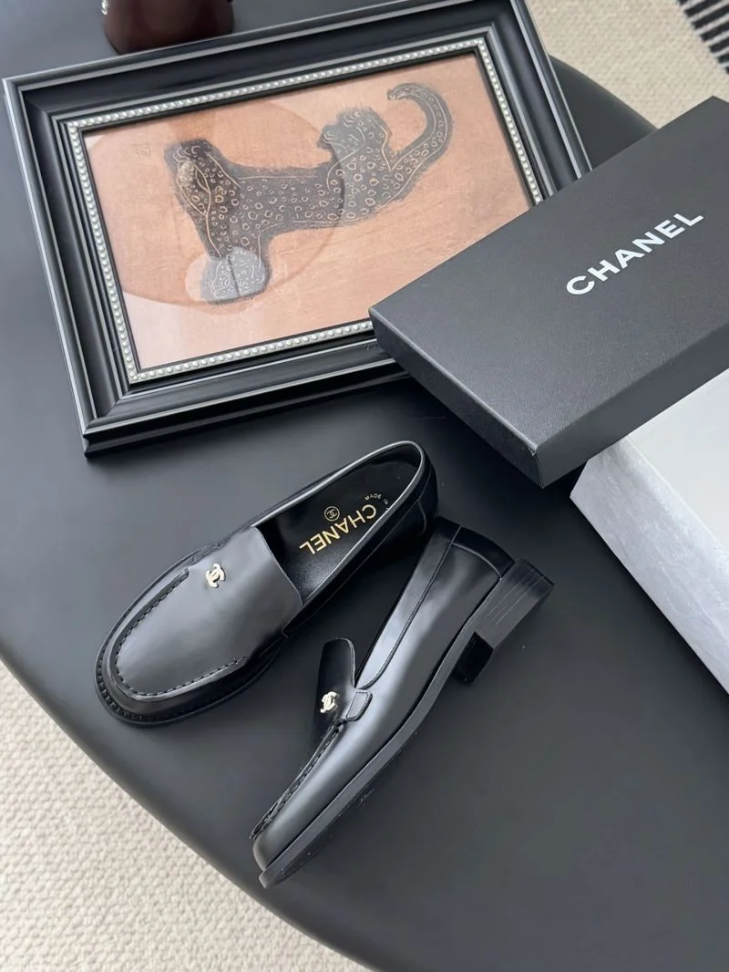 ZipUp Chanel Low Shoes 19259