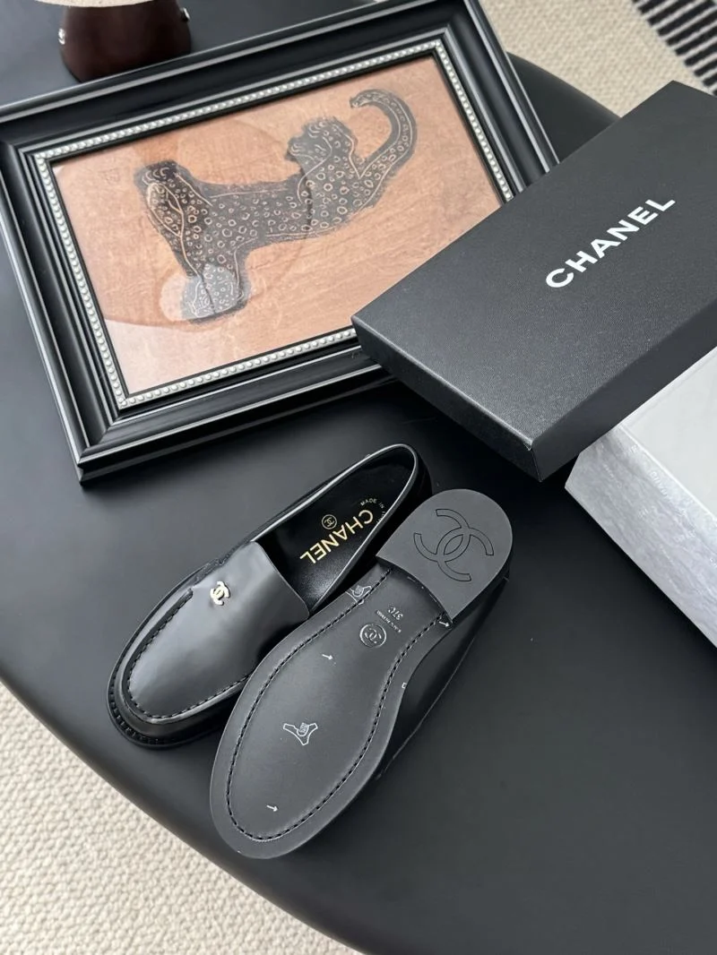 ZipUp Chanel Low Shoes 19259