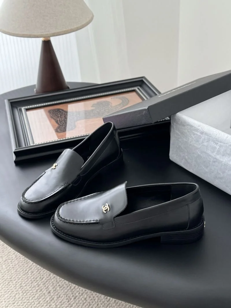 ZipUp Chanel Low Shoes 19259