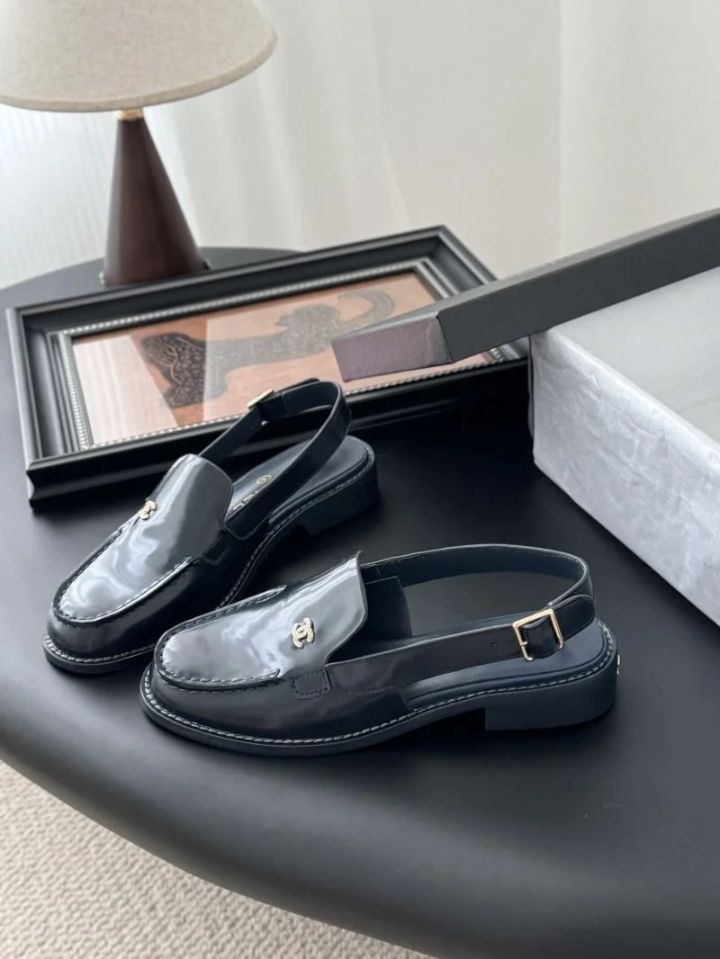 Chanel Low Shoes SmoothTexture 19256