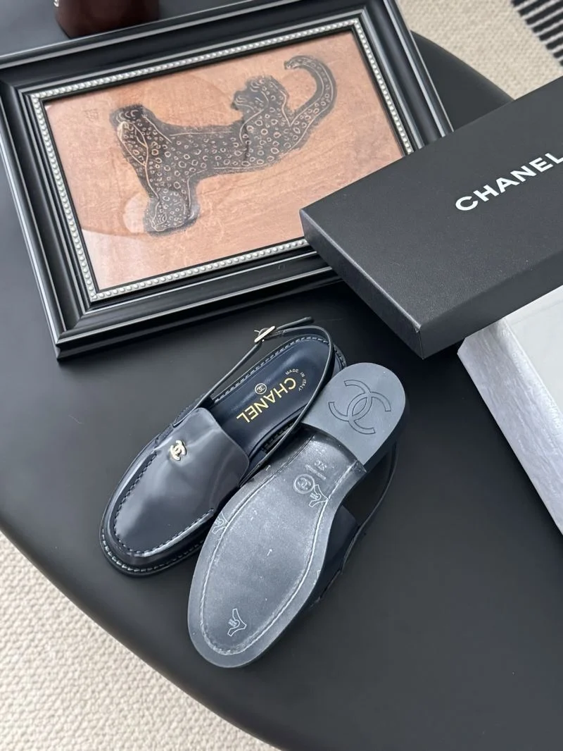 Chanel Low Shoes SmoothTexture 19256