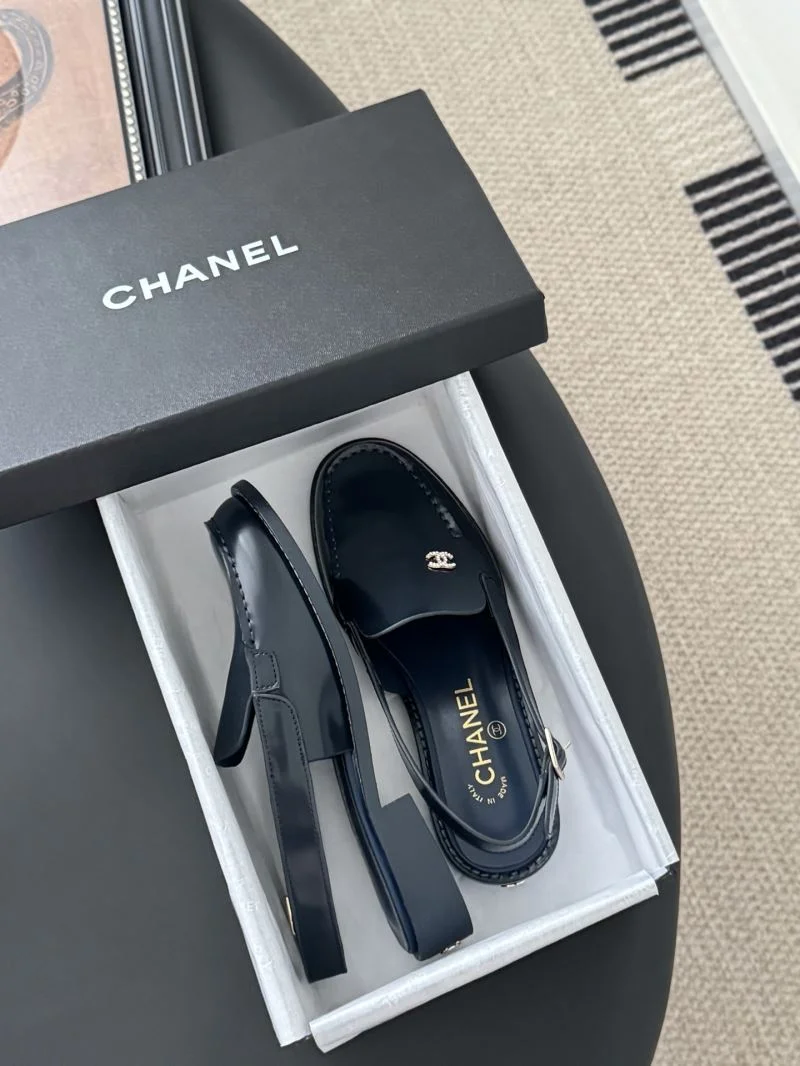 Chanel Low Shoes SmoothTexture 19256