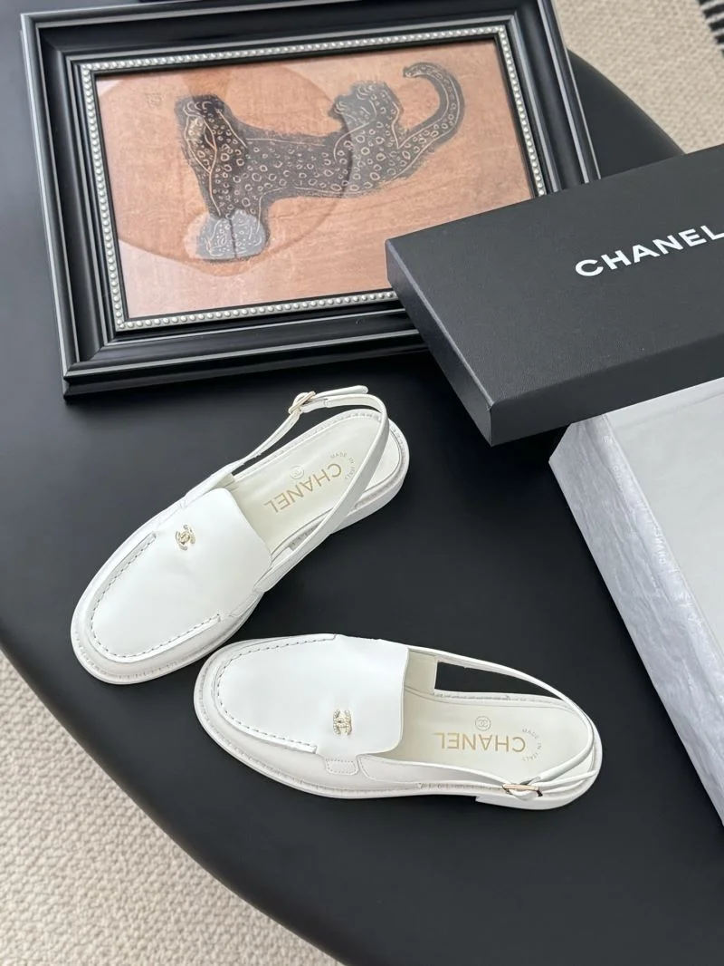 Chanel Low Shoes SmoothTexture 19338