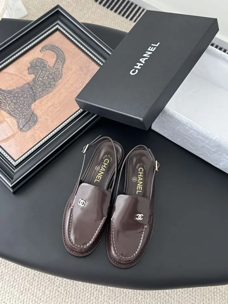 Chanel Low Shoes Colorful 19255