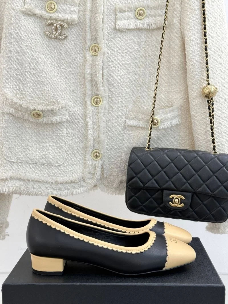 Breathable Chanel Low Shoes 19248