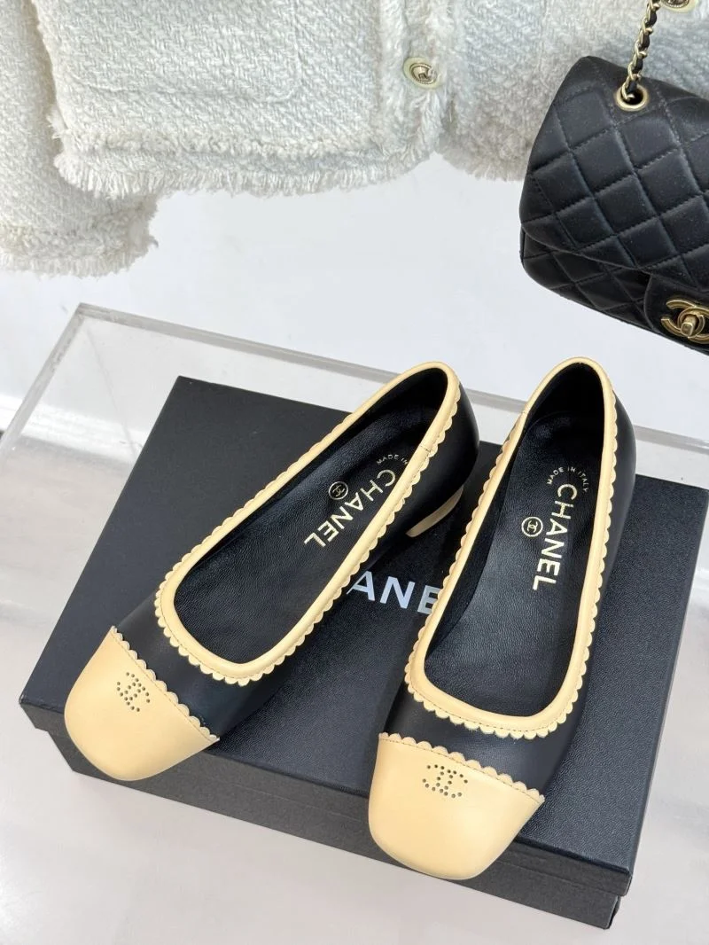 Breathable Chanel Low Shoes 19248