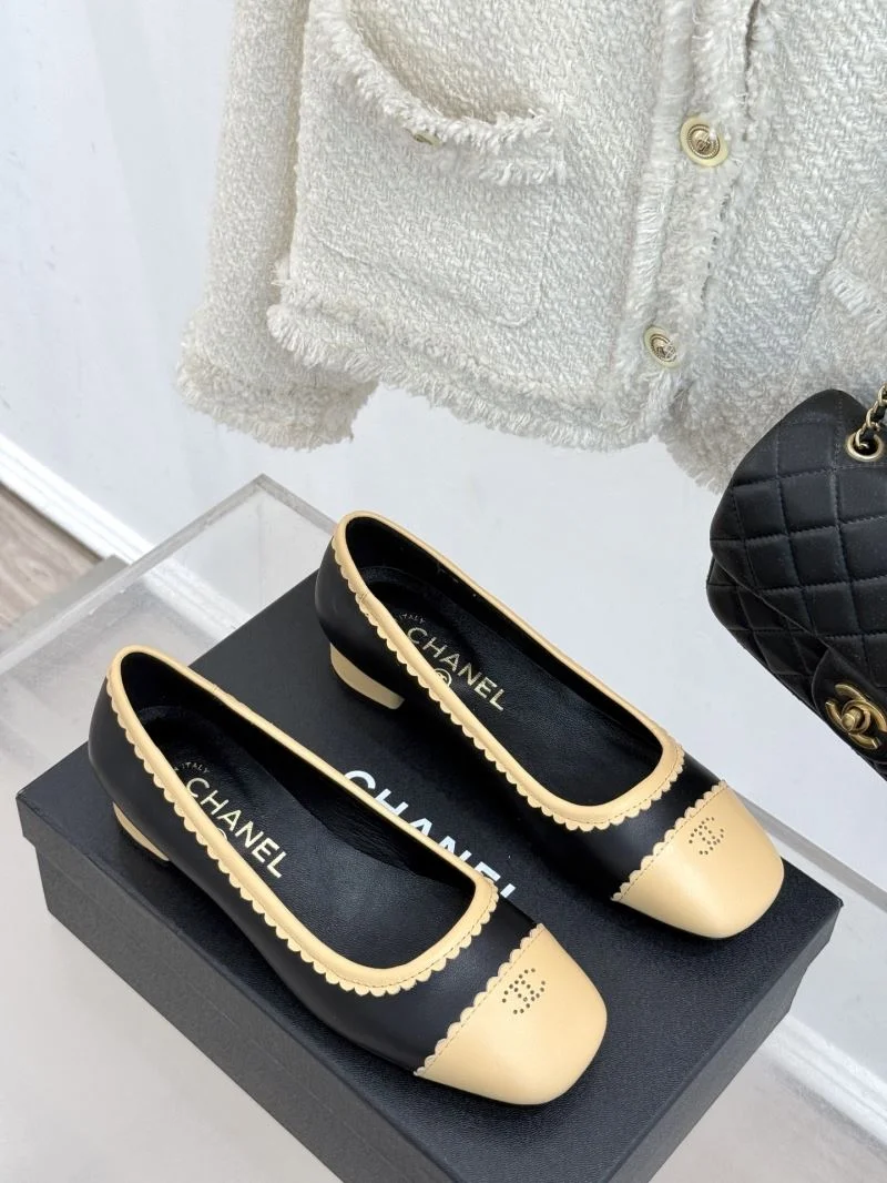 Breathable Chanel Low Shoes 19248