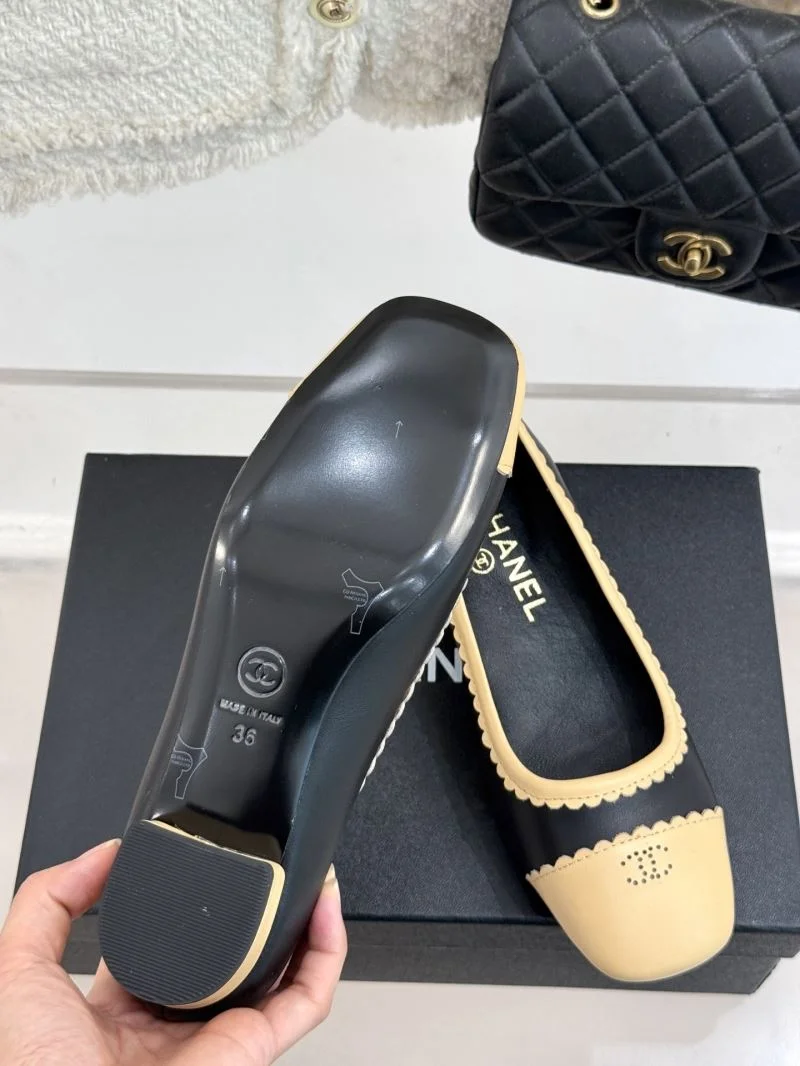 Breathable Chanel Low Shoes 19248