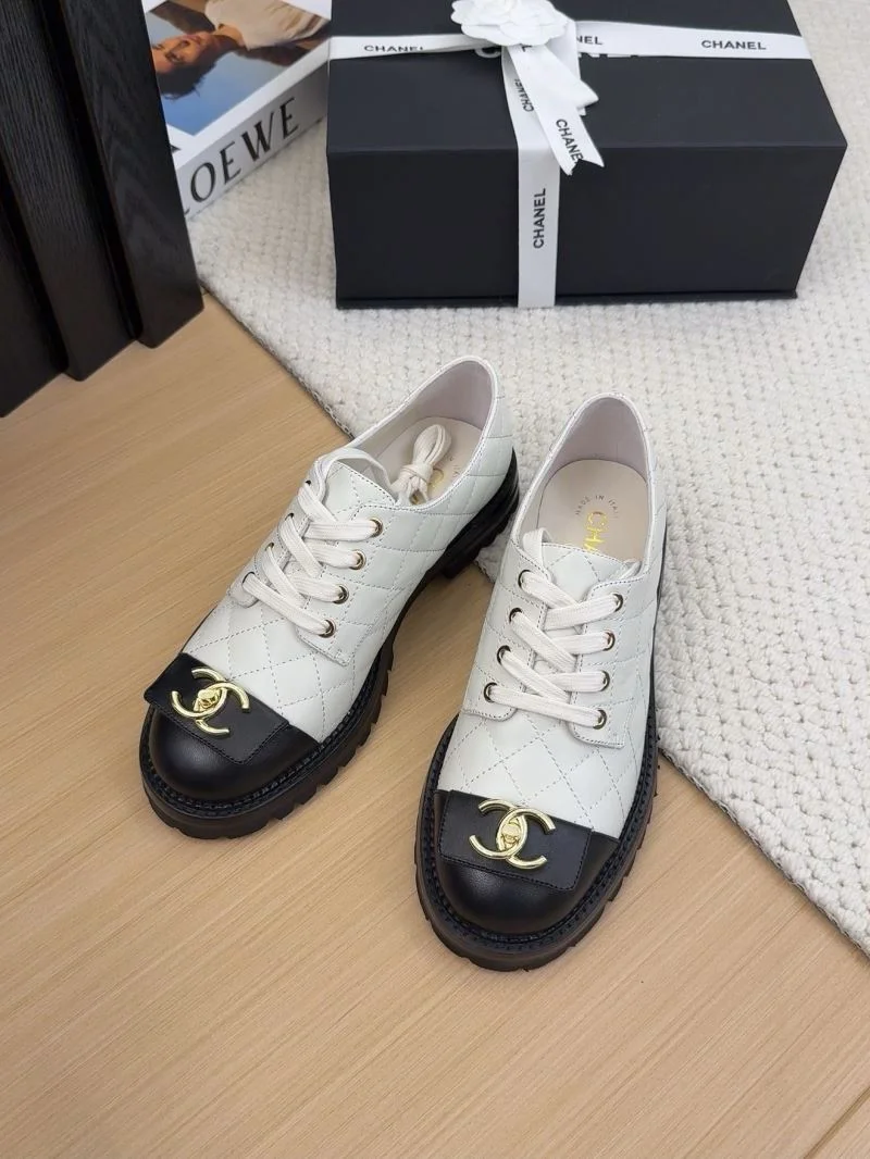 StreetReady Chanel Low Shoes 19232