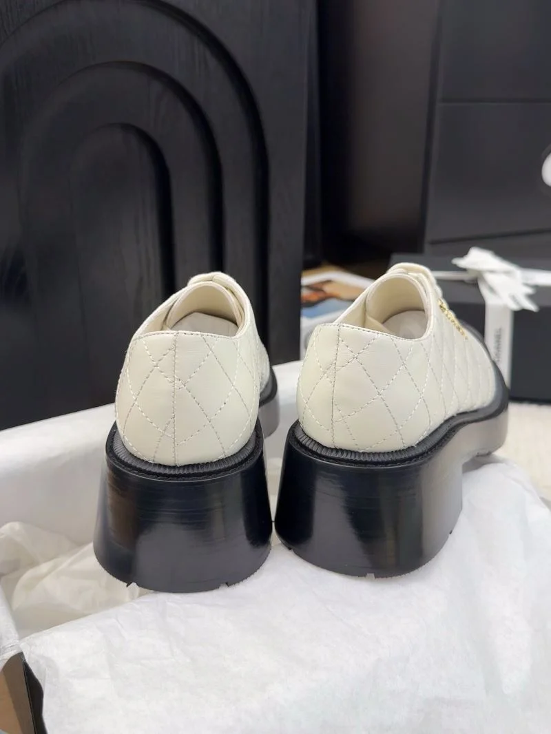 Chanel Low Shoes WrinkleFree 19244