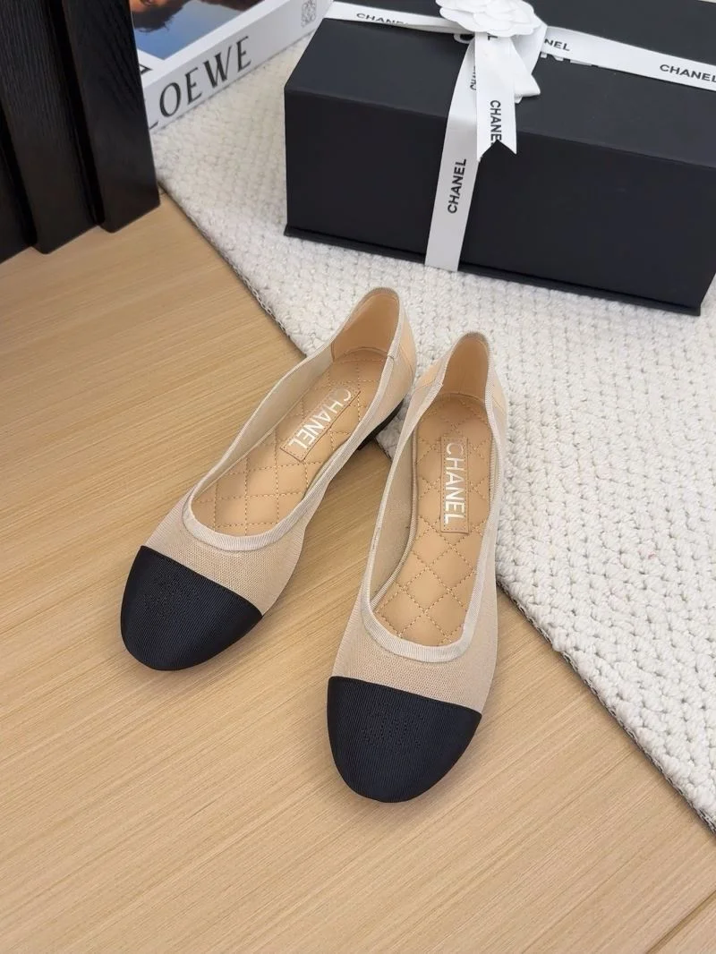 Chanel Low Shoes DailyWear 19238