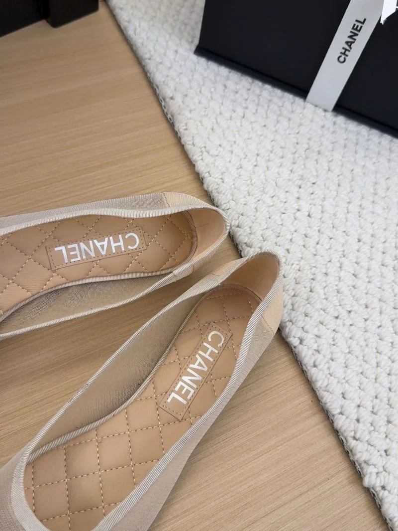 Chanel Low Shoes DailyWear 19238