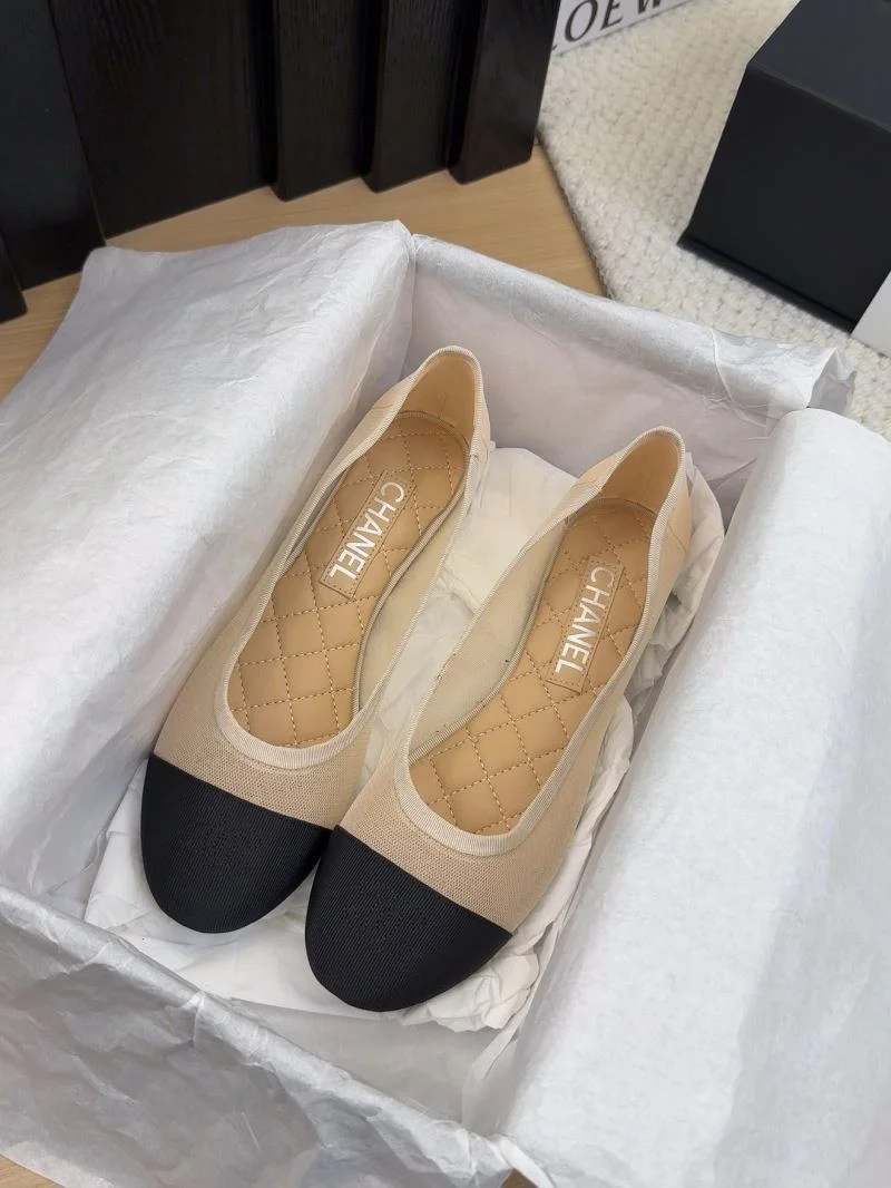 Chanel Low Shoes DailyWear 19238