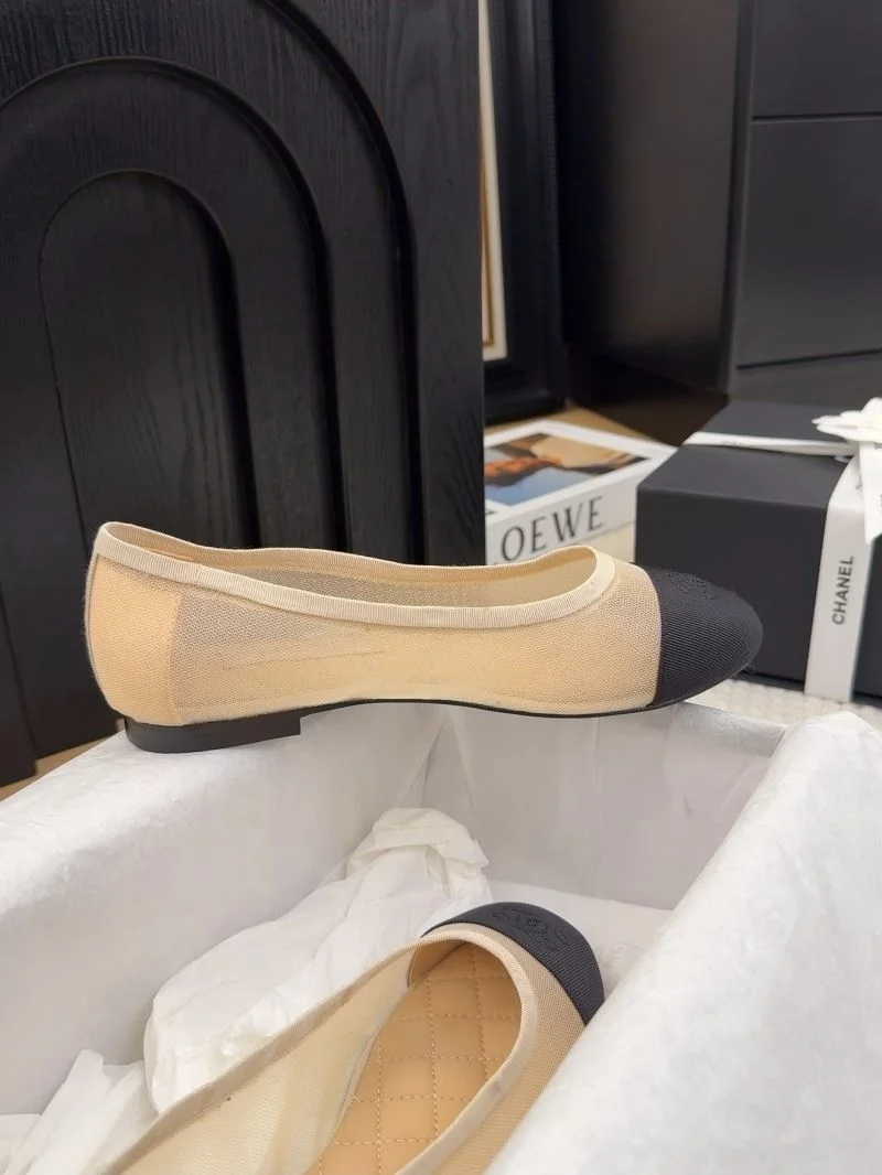 Chanel Low Shoes DailyWear 19238