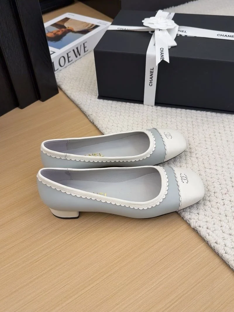 Chanel Low Shoes FastDry 19293