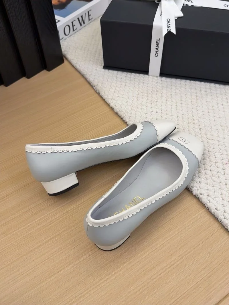 Chanel Low Shoes FastDry 19293