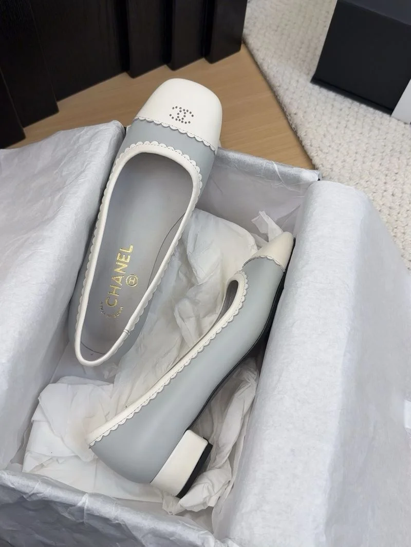 Chanel Low Shoes FastDry 19293