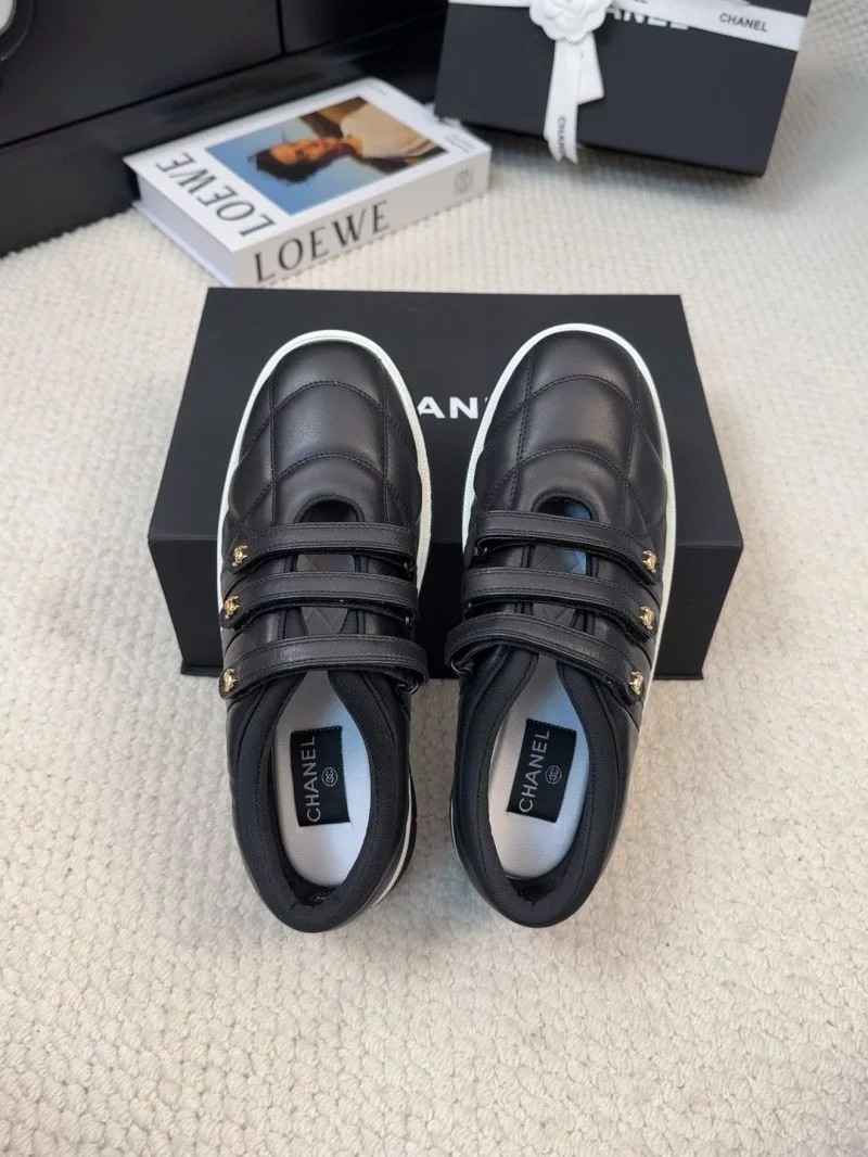 Chanel Low Shoes Functional 19224