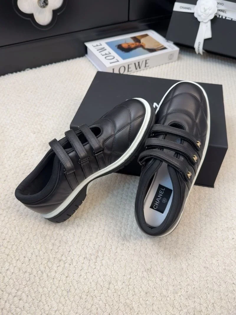 Chanel Low Shoes Functional 19224