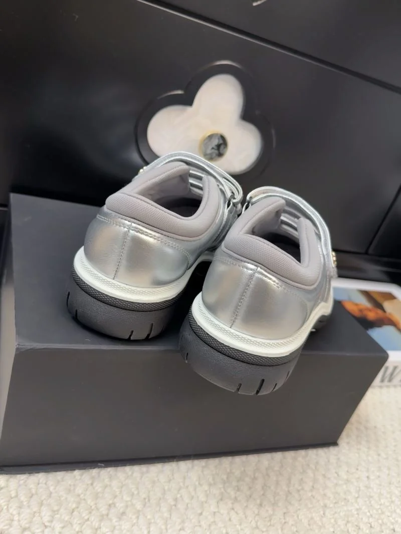 WrinkleFree Chanel Low Shoes 19223