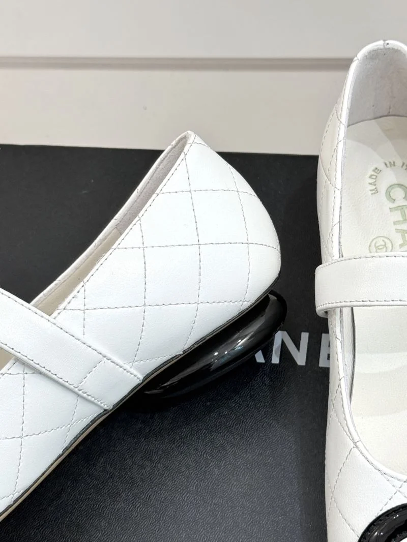 EasyCare Chanel Low Shoes 19219