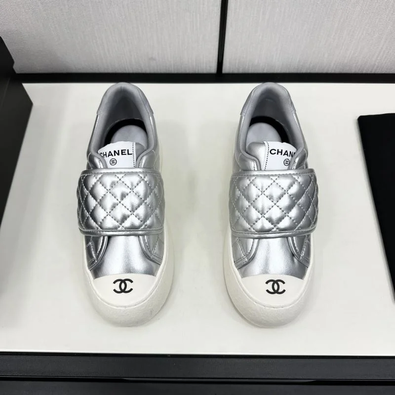 Chanel Low Shoes StreetReady 20438