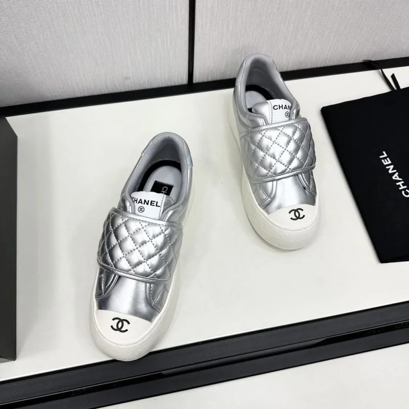 Chanel Low Shoes StreetReady 20438