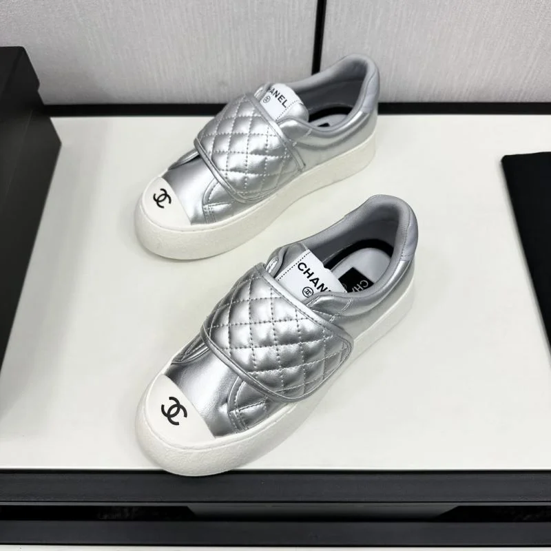 Chanel Low Shoes StreetReady 20438